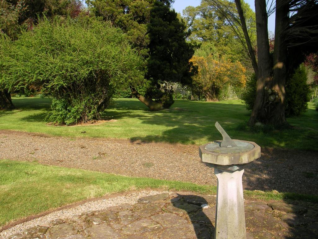 Grange Lodge Country House 던개논 외부 사진